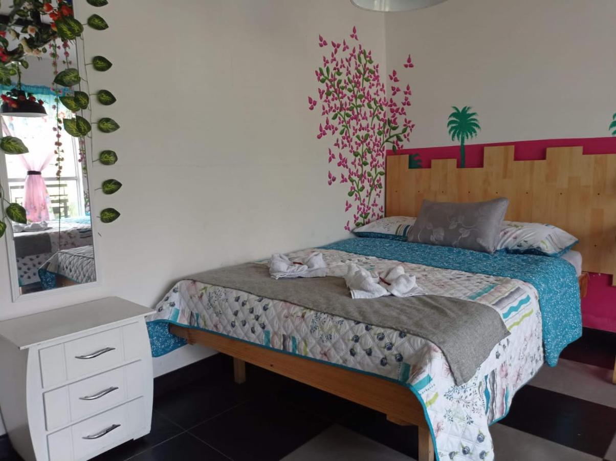 Combi, 2 Good 4 Less Hotel Salento Luaran gambar